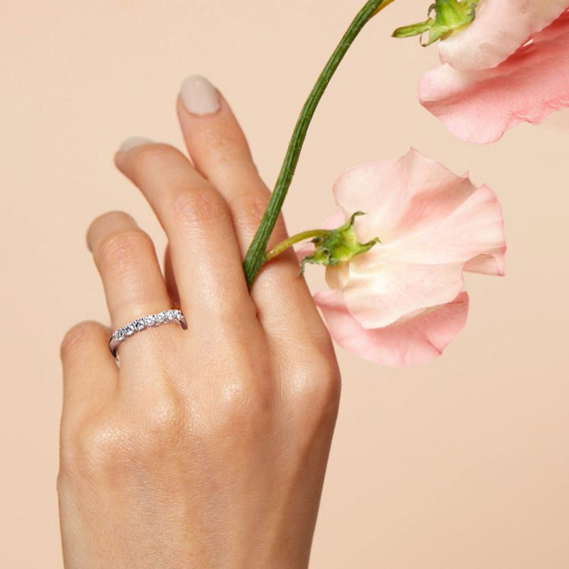 Women's Seven Diamonds Ring