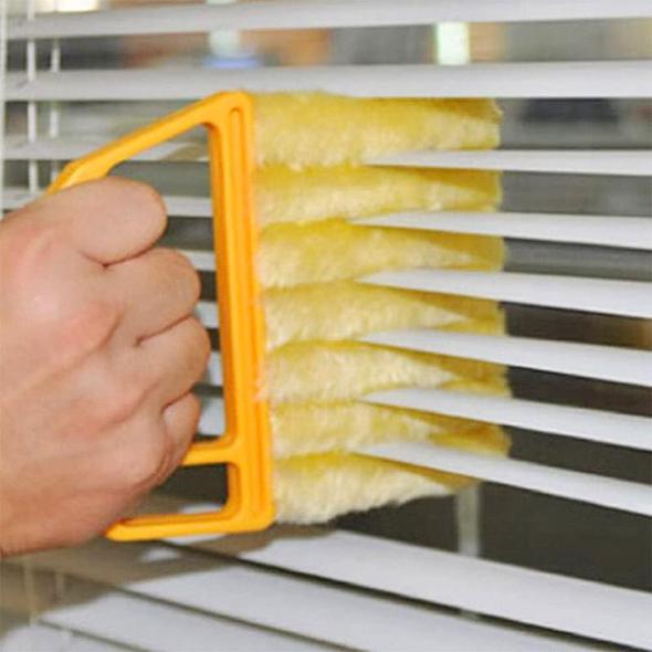 MULTI-USE 7 Finger Dusting Cleaner Tool
