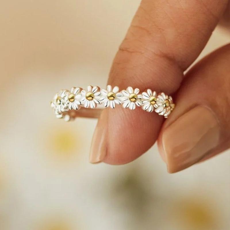 Lifesparking™Adjustable Daisy Ring