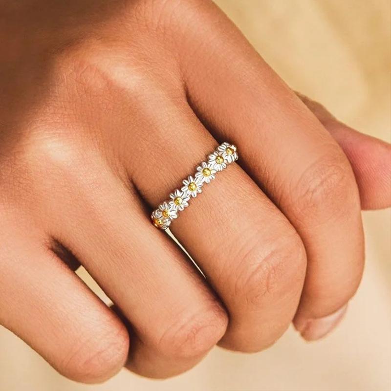 Lifesparking™Adjustable Daisy Ring