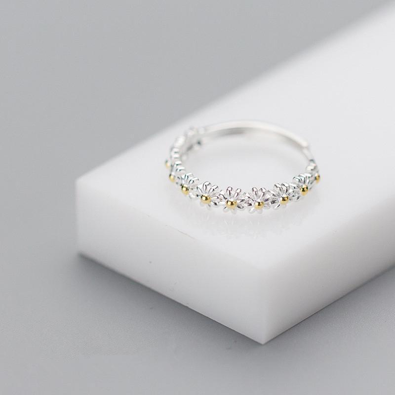 Lifesparking™Adjustable Daisy Ring
