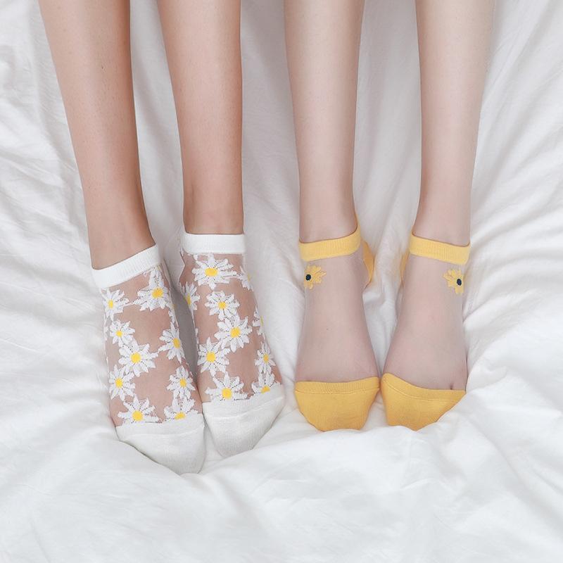 Summer Daisy Socks