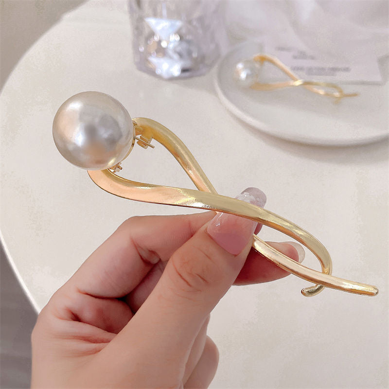 Simple Pearl Hair Clip