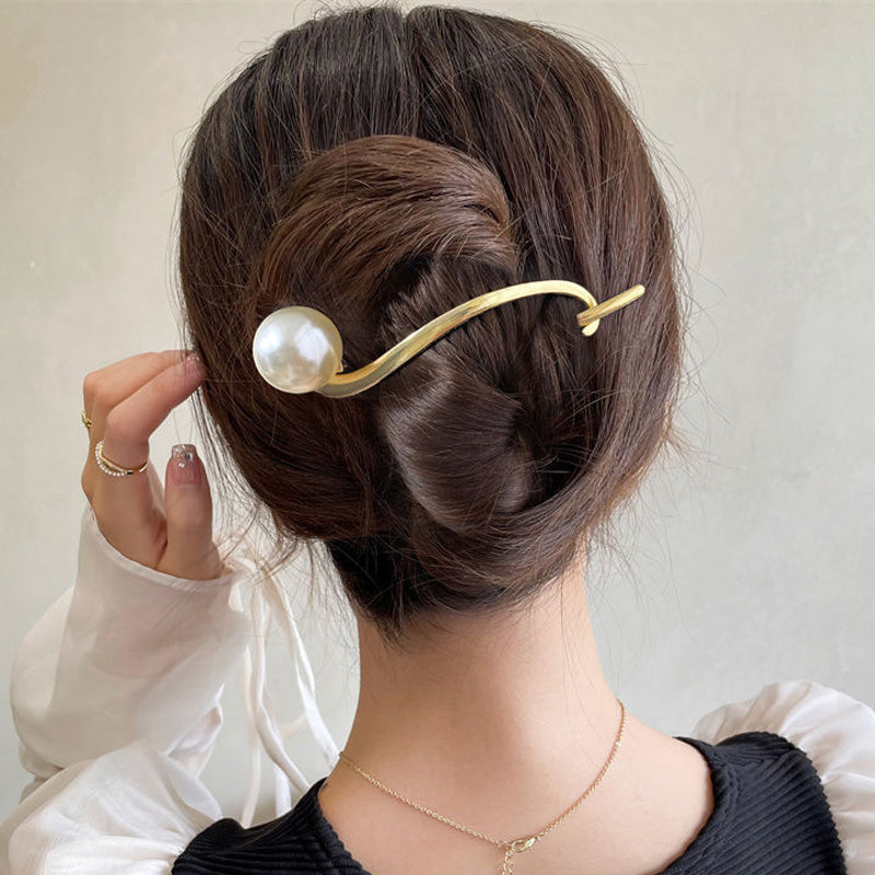 Simple Pearl Hair Clip